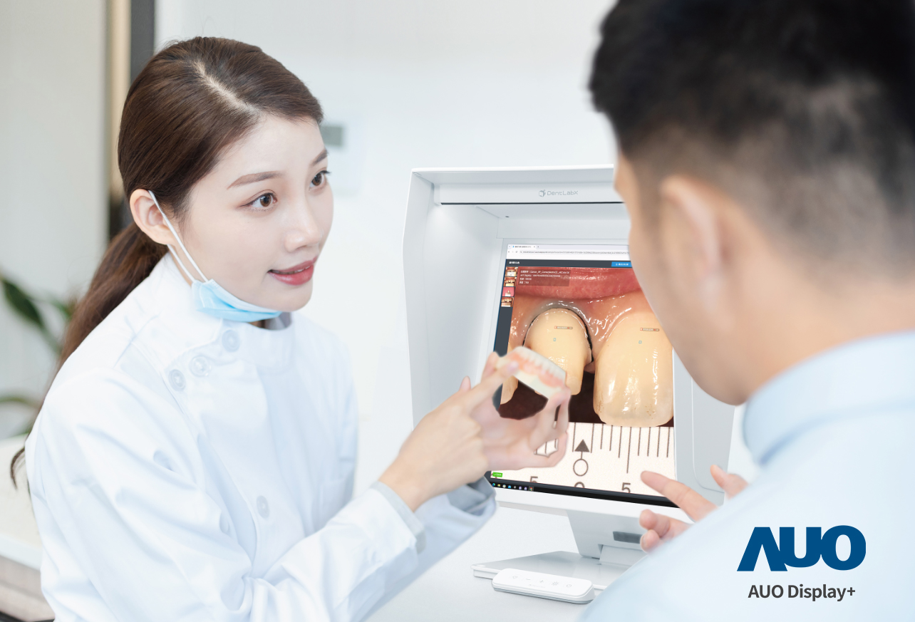 達擎積極投入牙科領域，瞄準牙技所數位轉型趨勢，與成軍滿周年的子公司原色口腔數位，展現智慧牙技整合方案的落地成果，加速推動牙科與假牙製作流程數位化